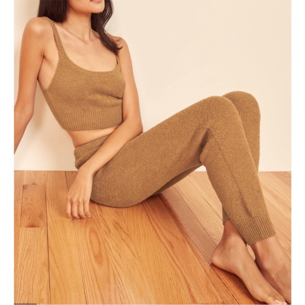 Reformation Monte Cozy Fuzzy Crop Joggers Set in Camel Medium